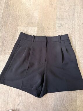 Effortless shorts